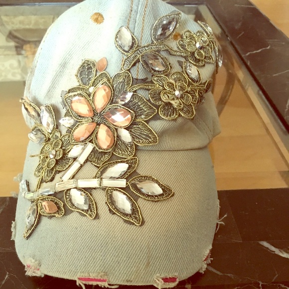 Accessories - Ladies hat